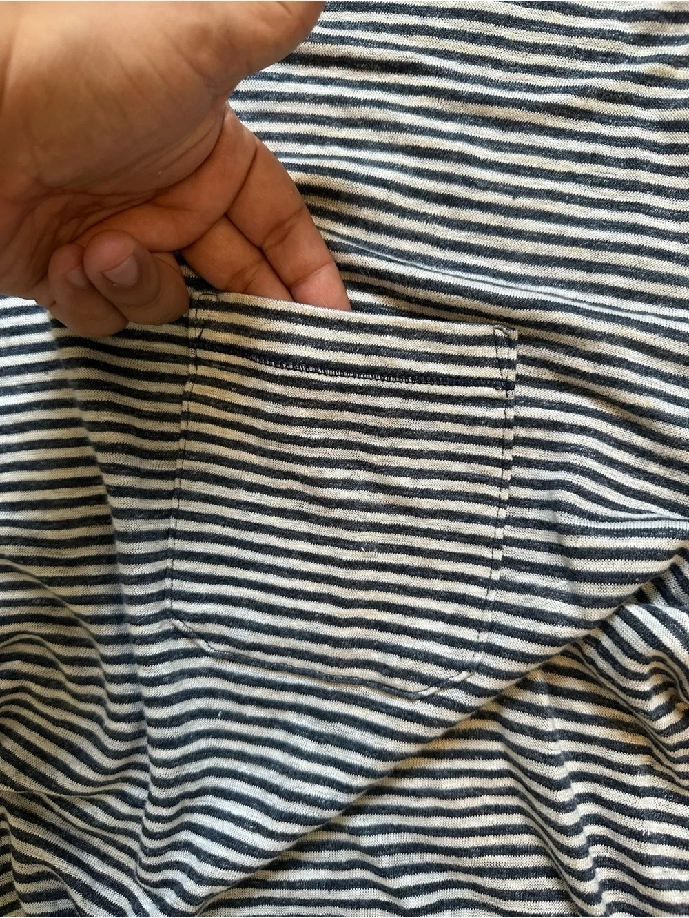 Banana Republic Navy/White Striped Short Sleeve Tee cotton/linen sz XL